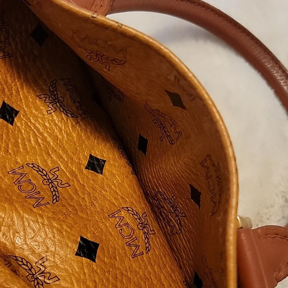 MCM Cognac And Black Visetos BOSTON BAG K4681 - Picture 13 of 13